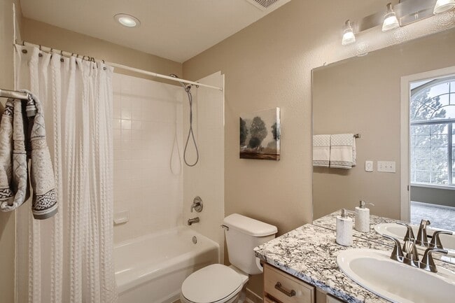 Building Photo - Updated 2B/2.5B In Summit at Rock Creek Community