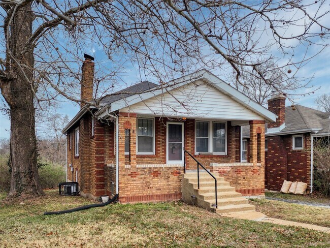 Building Photo - 217 Emerling Dr