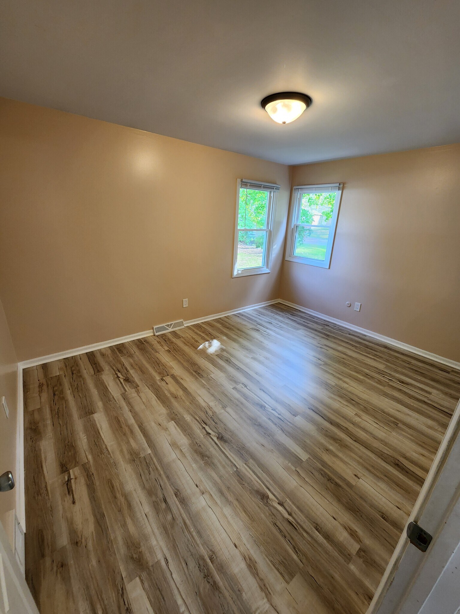 1st Bedroom - 1345 Carriage Hill Dr SE