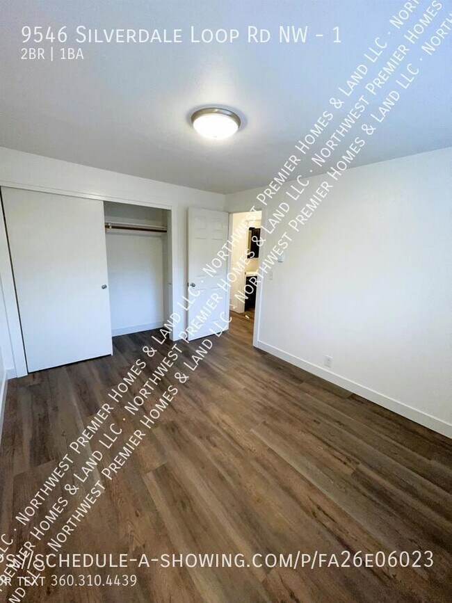 Building Photo - 9546 Silverdale Loop Rd NW