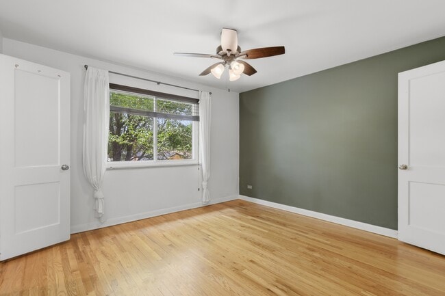 Building Photo - 1316 Ivanhoe St