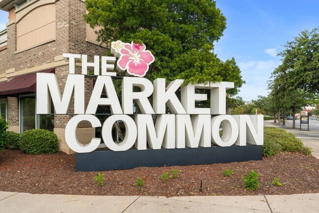 Building Photo - 3574 Evergreen Way