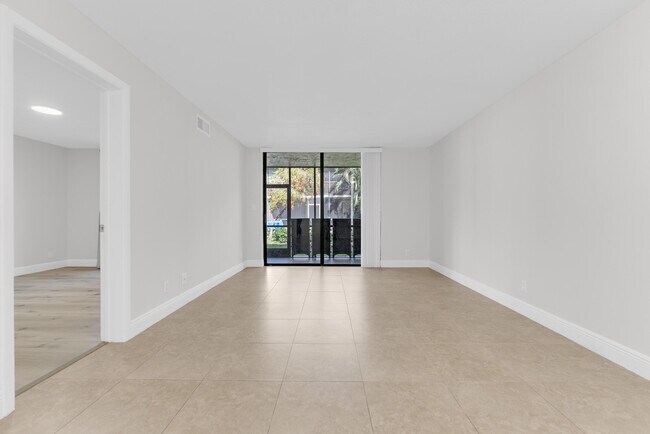 Building Photo - 1256 S Military Trail