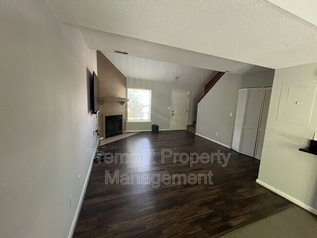 Building Photo - 8713 Millard Lee Ln