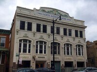 Building Photo - 2041 W North Ave
