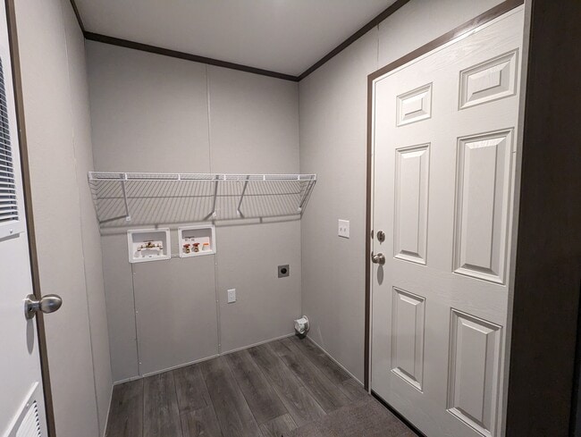 Building Photo - 660 Oregon St