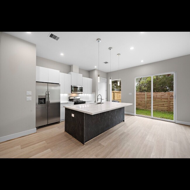 Primary Photo - 3 Bed 2.5 Bath New Construction Available ...