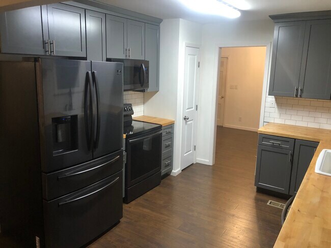 Building Photo - 5403 Georgia Ave