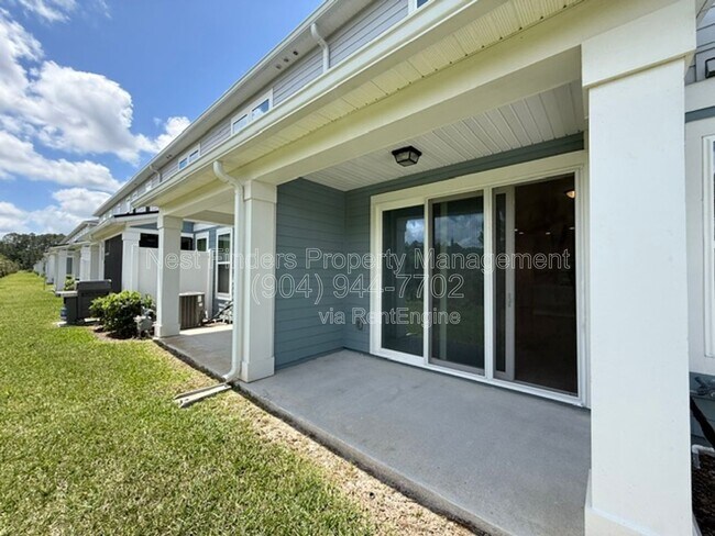 Building Photo - 427 Brandon Lks Dr