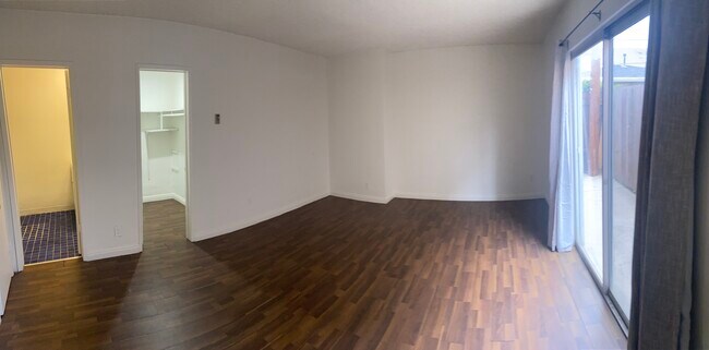 2nd master bedroom on 1st floor - 1547 Stanford St