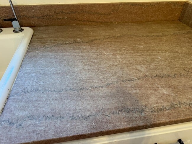 Building Photo - 1506 Hamilton Dr