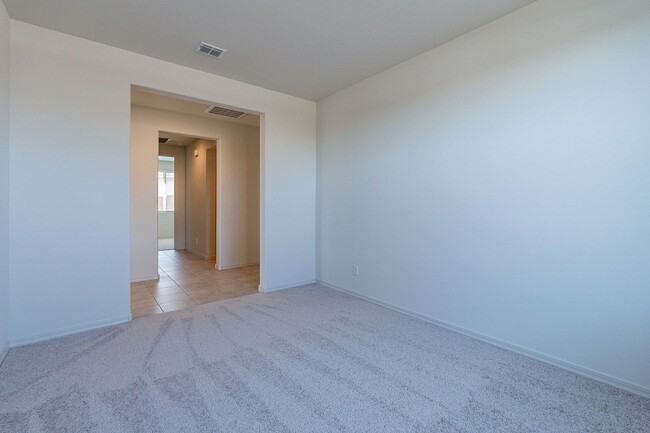Building Photo - Luxury Living in McClellan Ranch: 4-Bedroo...