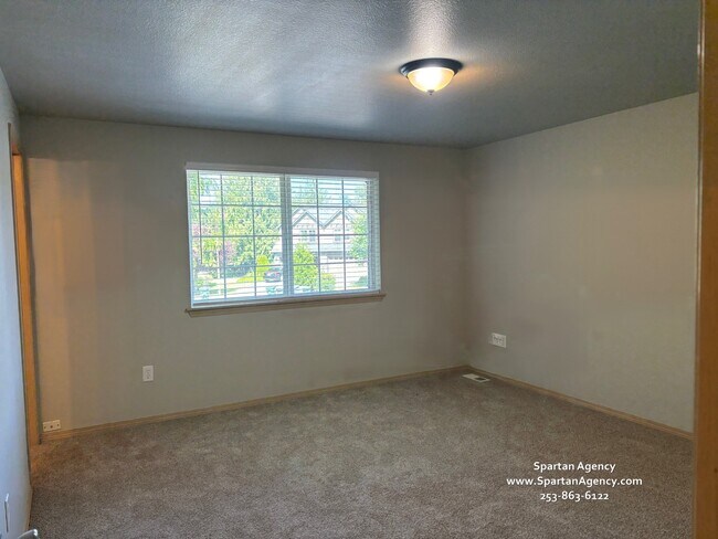 Building Photo - 13419 107th Ave Ct E