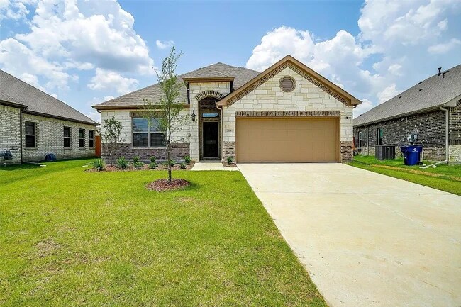 Primary Photo - 708 Sycamore Dr