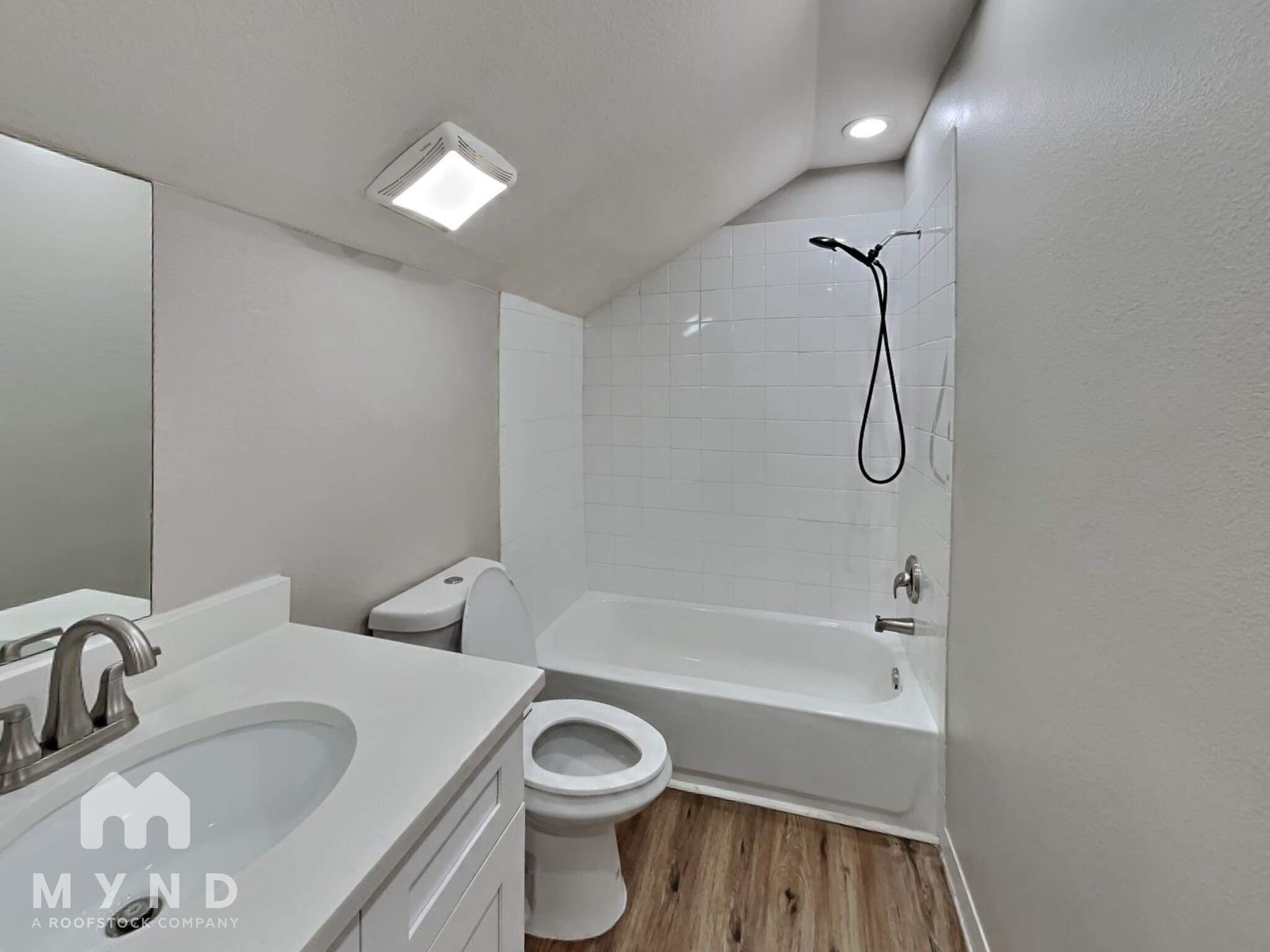 Building Photo - 6119 Sand Key Ln
