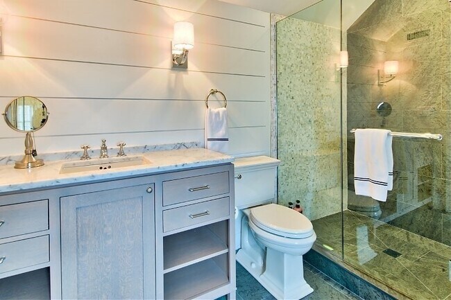 Building Photo - 30 Madequecham Valley Rd