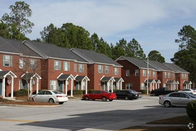 Building Photo - Townhomes at Whitehall