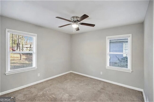 Building Photo - 2077 Rosewood Rd