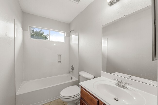Building Photo - 2934 Cypress Island Dr