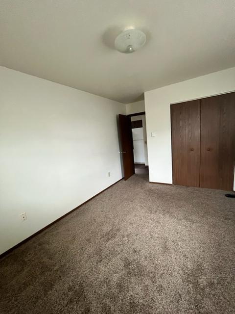 Building Photo - 1160 S Lincoln Ave