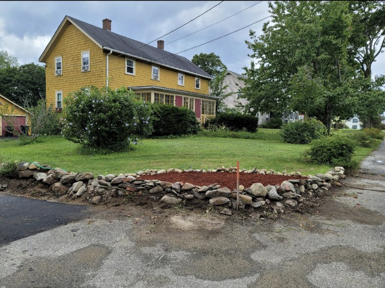 Building Photo - 426 W Main St