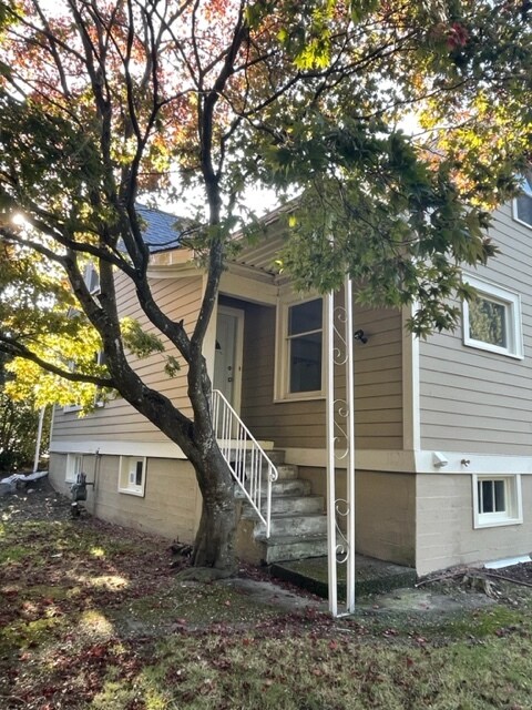 Front of house - 1101 Newell St