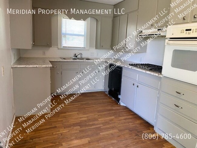 Building Photo - 2420 30th St