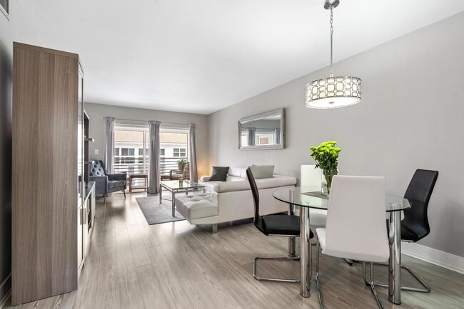 Building Photo - 1461 S Ocean Blvd