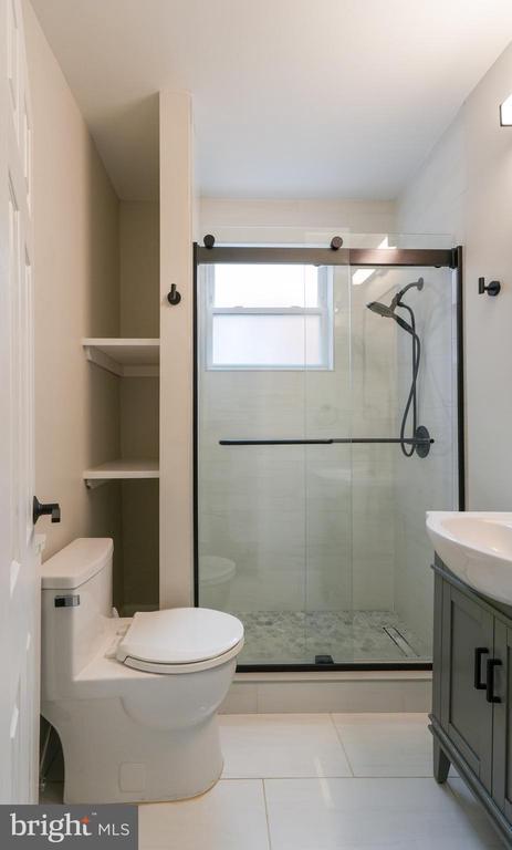 Building Photo - 2429 S Garnet St