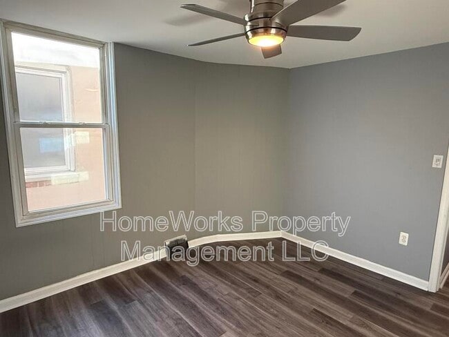 Building Photo - 1139 Hull St