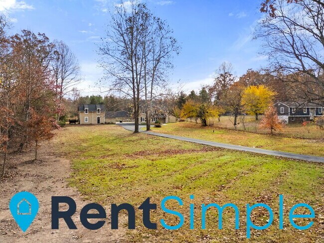 Building Photo - 4571 Weston Rd