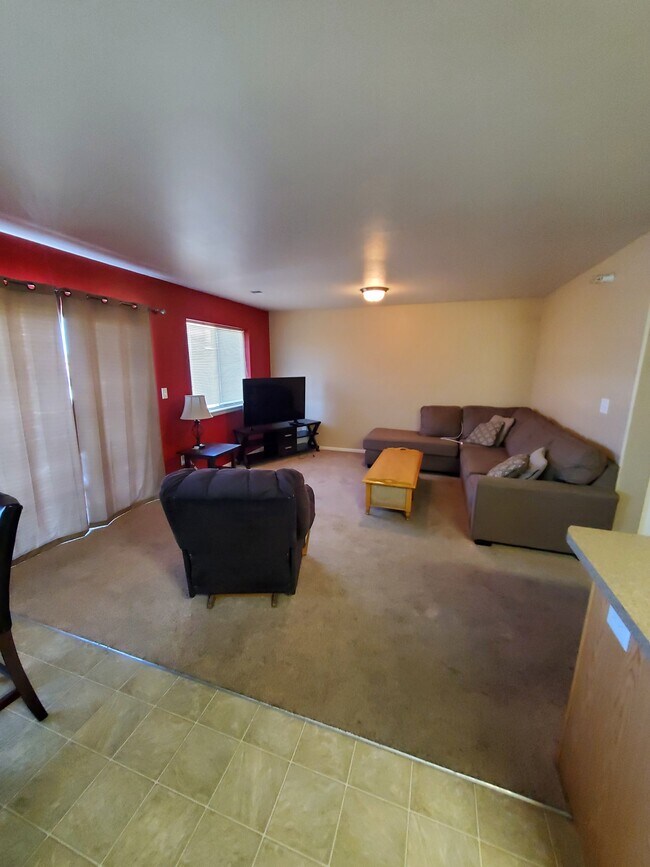 Building Photo - 2476 Orion Way