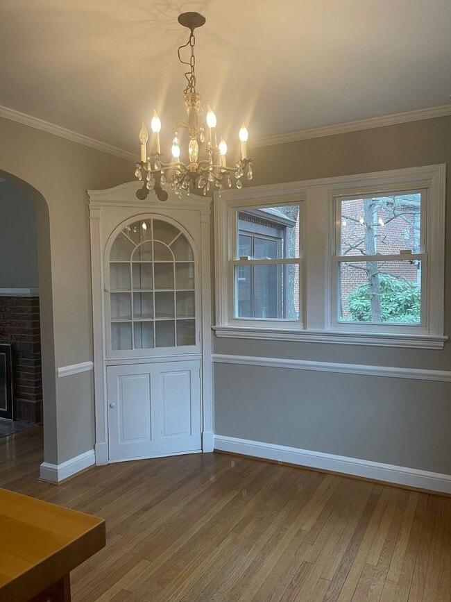 Building Photo - COZY CAPE COD CLOSE TO METRO AND 495