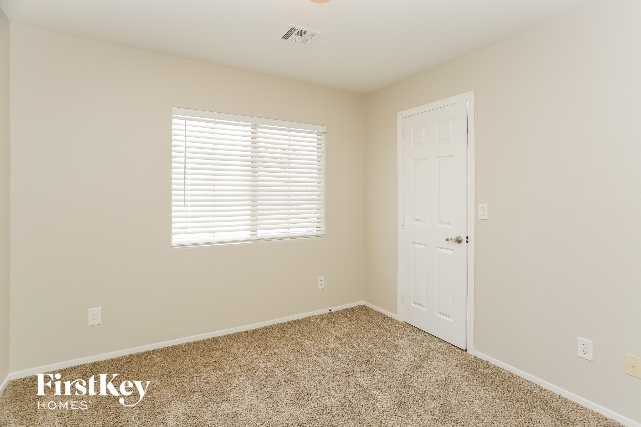 Building Photo - 6415 Hamilton Grove Ave