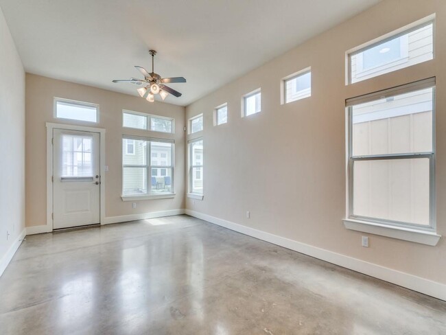 Building Photo - 12205 Barras Branch Dr