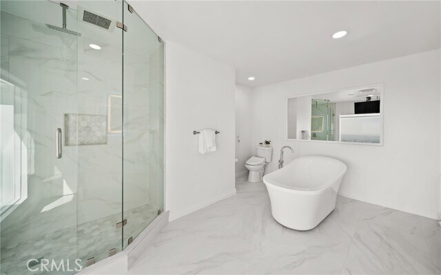 Building Photo - 7930 Vulcan Dr