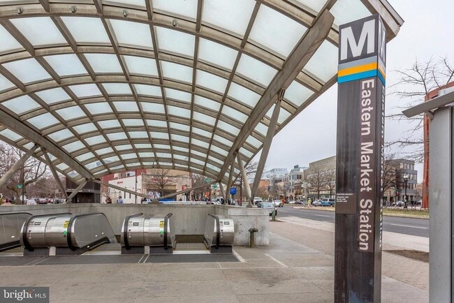 Building Photo - 1620 Massachusetts Ave SE