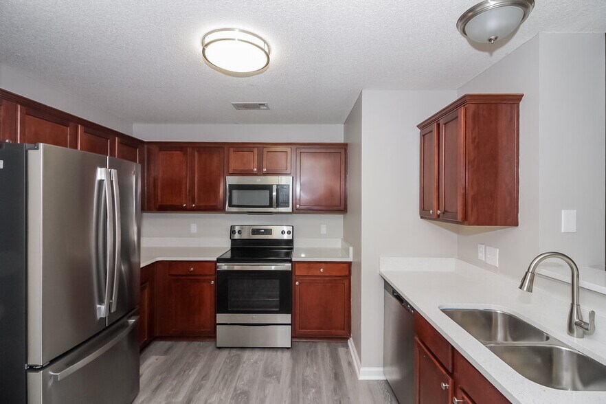 Building Photo - 9996 Houston Birch Dr