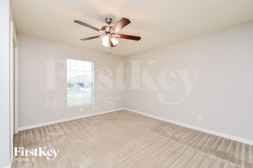 Building Photo - 2914 NW 26th Terrace