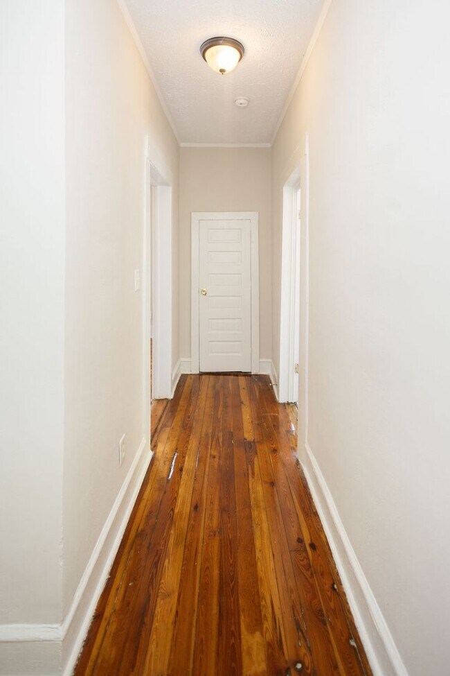 Building Photo - 116 N 14th St