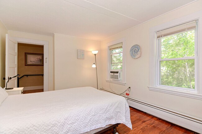 Building Photo - WINTER RENTAL: Squam Light