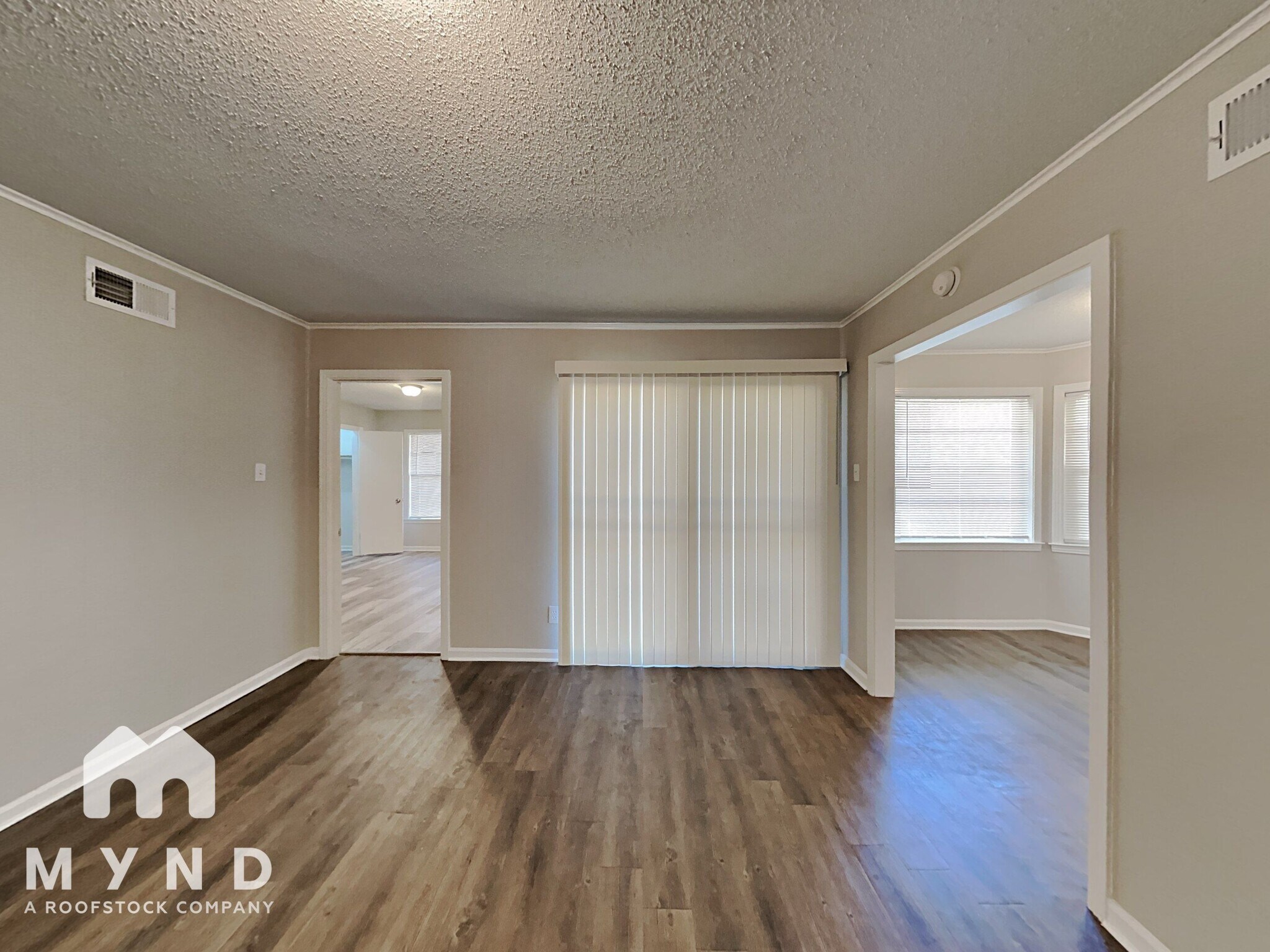 Building Photo - 5160 Rolling Meadows Dr