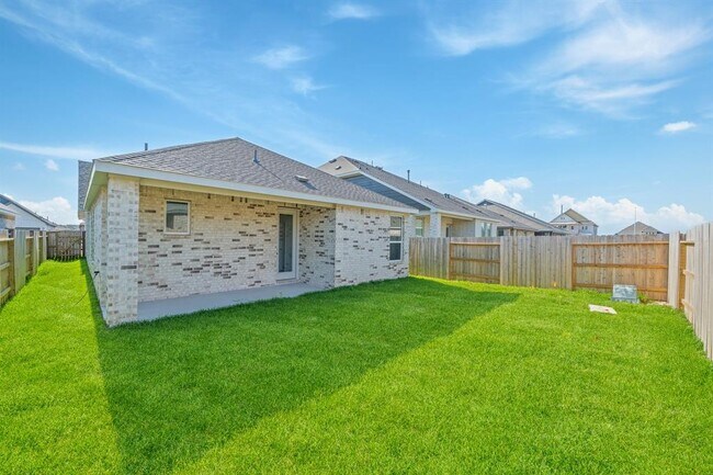 Building Photo - 6410 Laguna Terra Dr