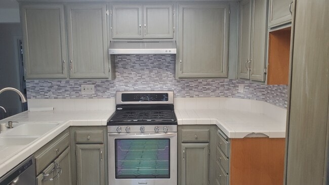 Building Photo - 26721 Linnet Ct