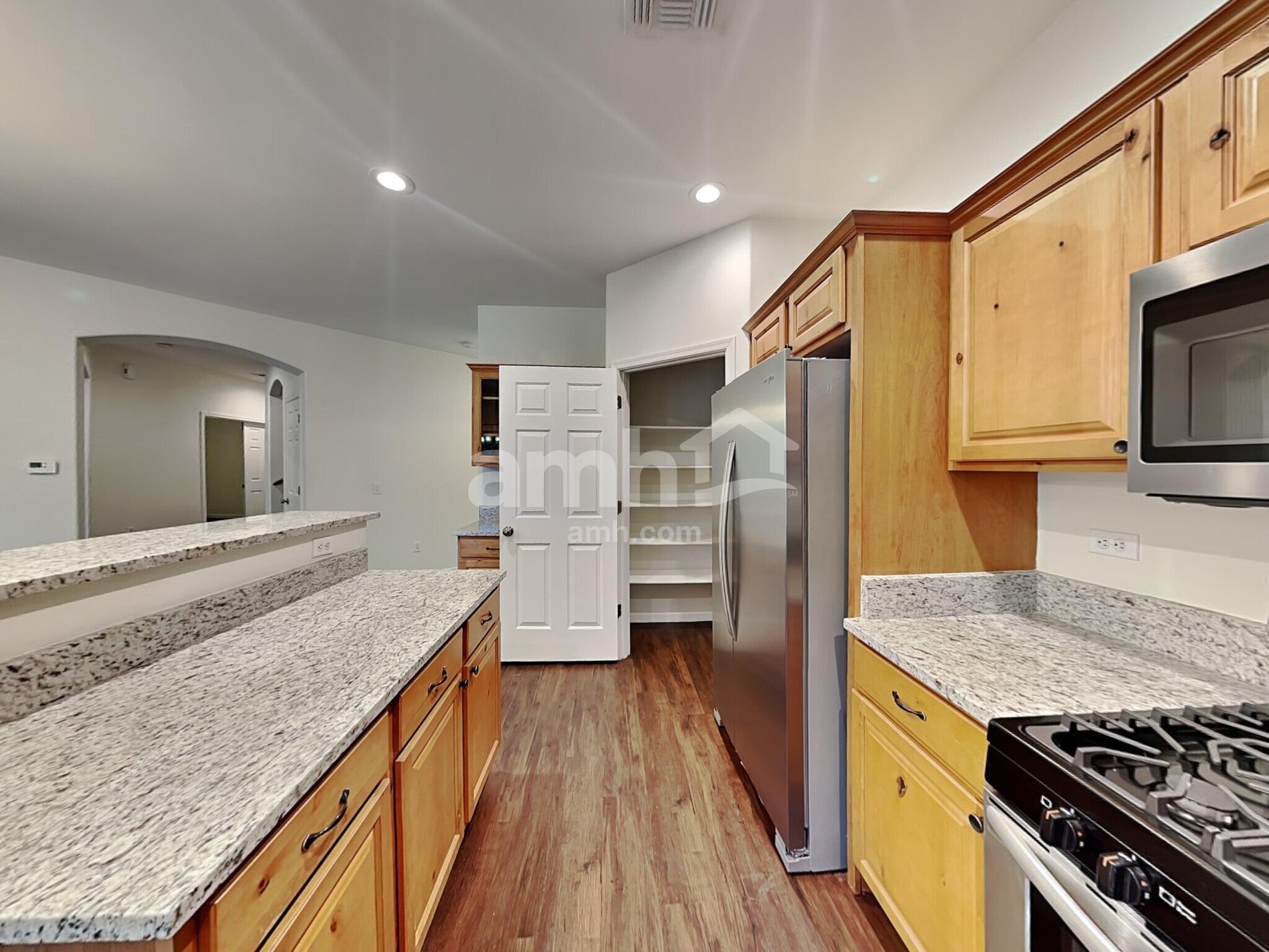 Building Photo - 119 S Beyerville Pl