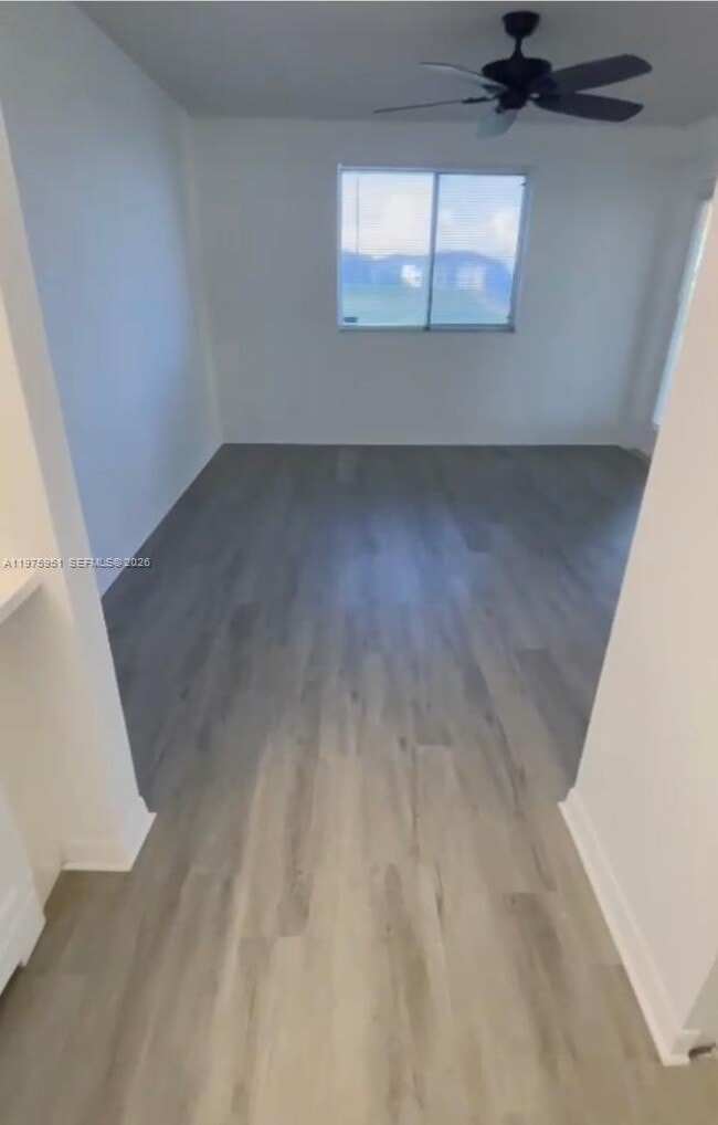 Building Photo - 14208 Glenmoor Dr