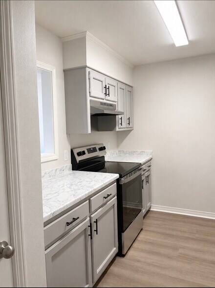 Building Photo - 133 Westridge Dr