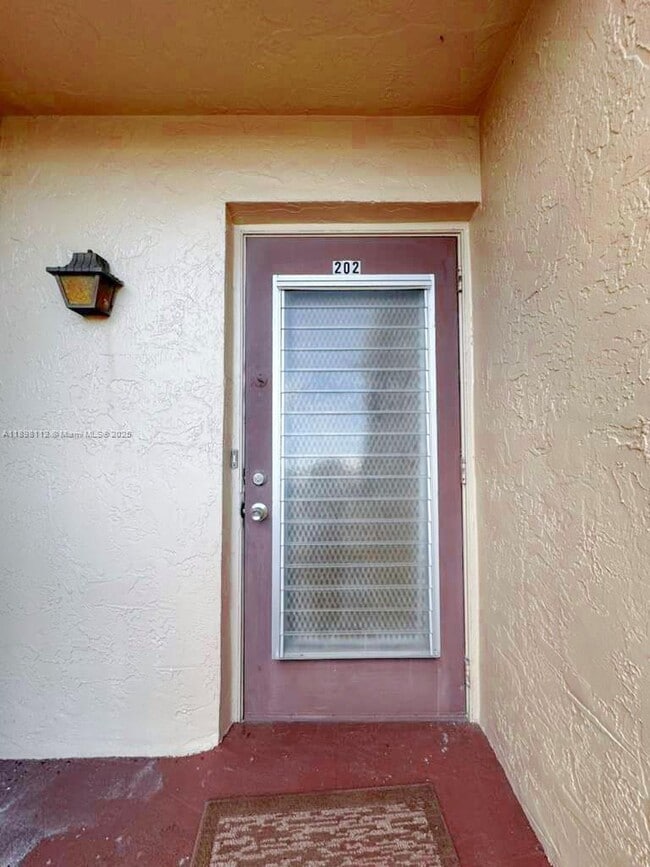 Primary Photo - 7331 NW 18th St