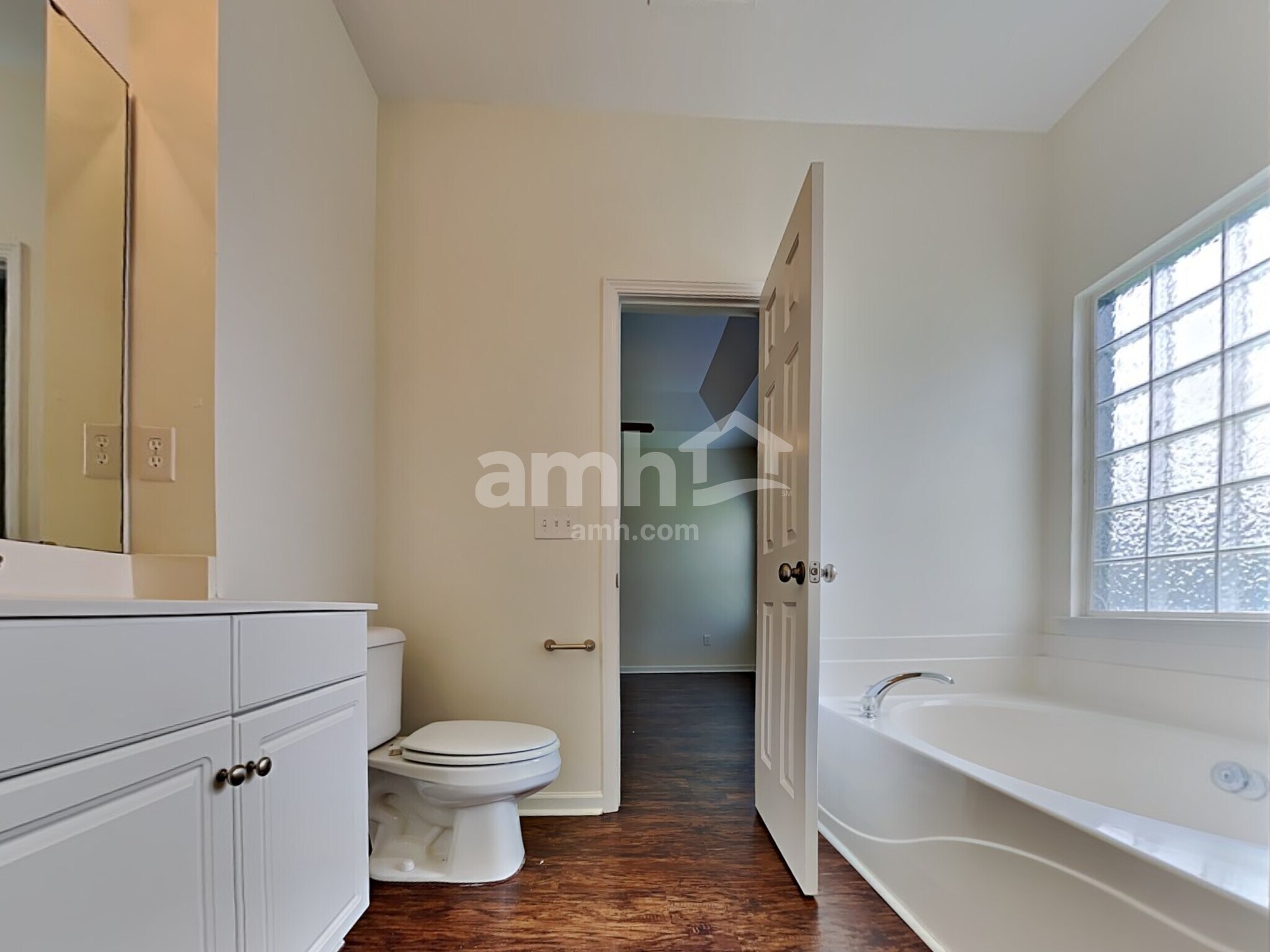 Building Photo - 126 Spindle Way