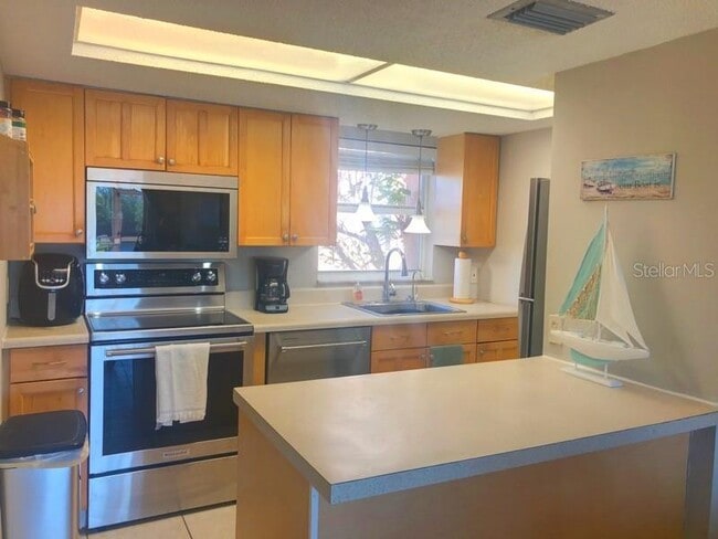Building Photo - 1358 Rock Dove Ct